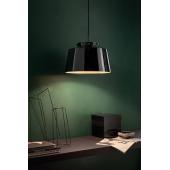 fekete nagy keramia fuggesztek  retro stilus modern lakas ipari loft stilus enterior piros lampa etterem etkezo vilagitas formavivendi lakberendezes.jpg